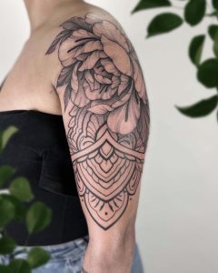 ornamental tattoo - mandala - peony tattoo - tatoeage - Breda