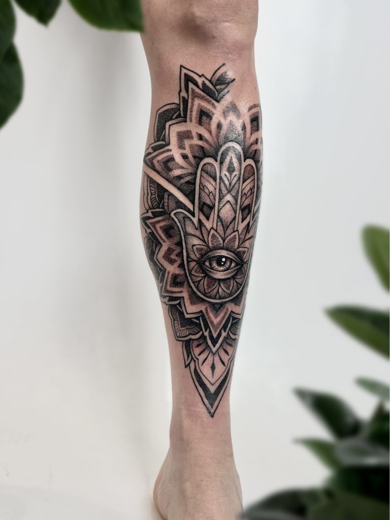 hamsa hand tattoo